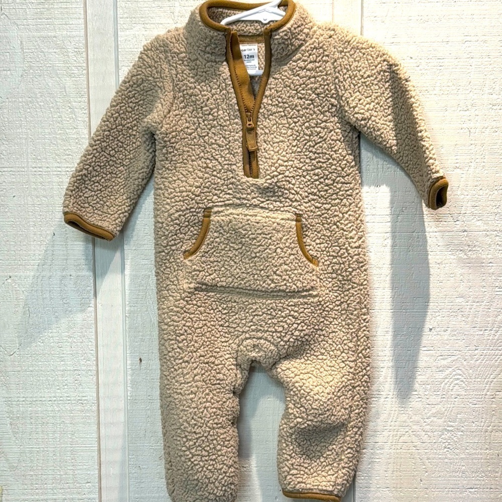 Carter's Cream and Tan Cozy Teddy Bear Sherpa Fleece  coverall size 12‎ mos